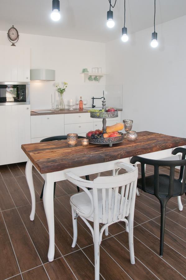 Anita Home Gyenesdias Luaran gambar