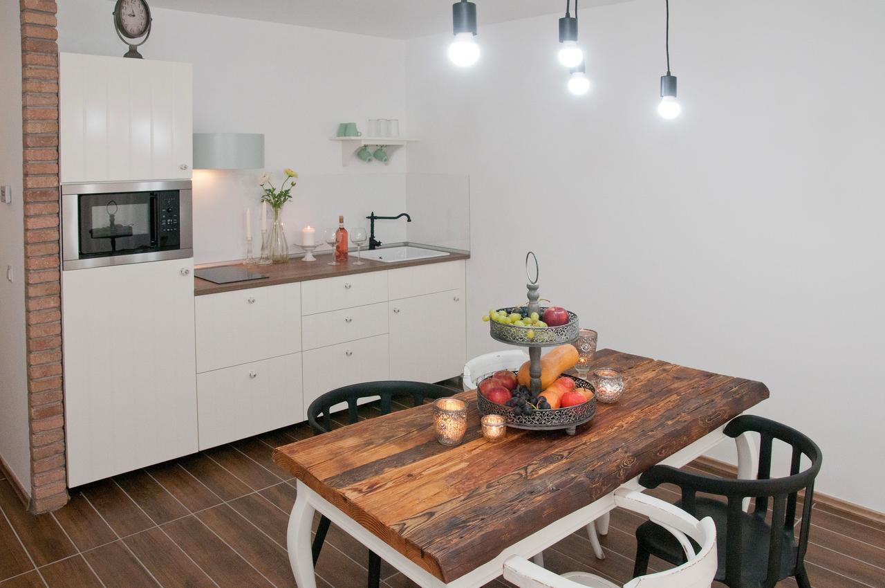 Anita Home Gyenesdias Luaran gambar