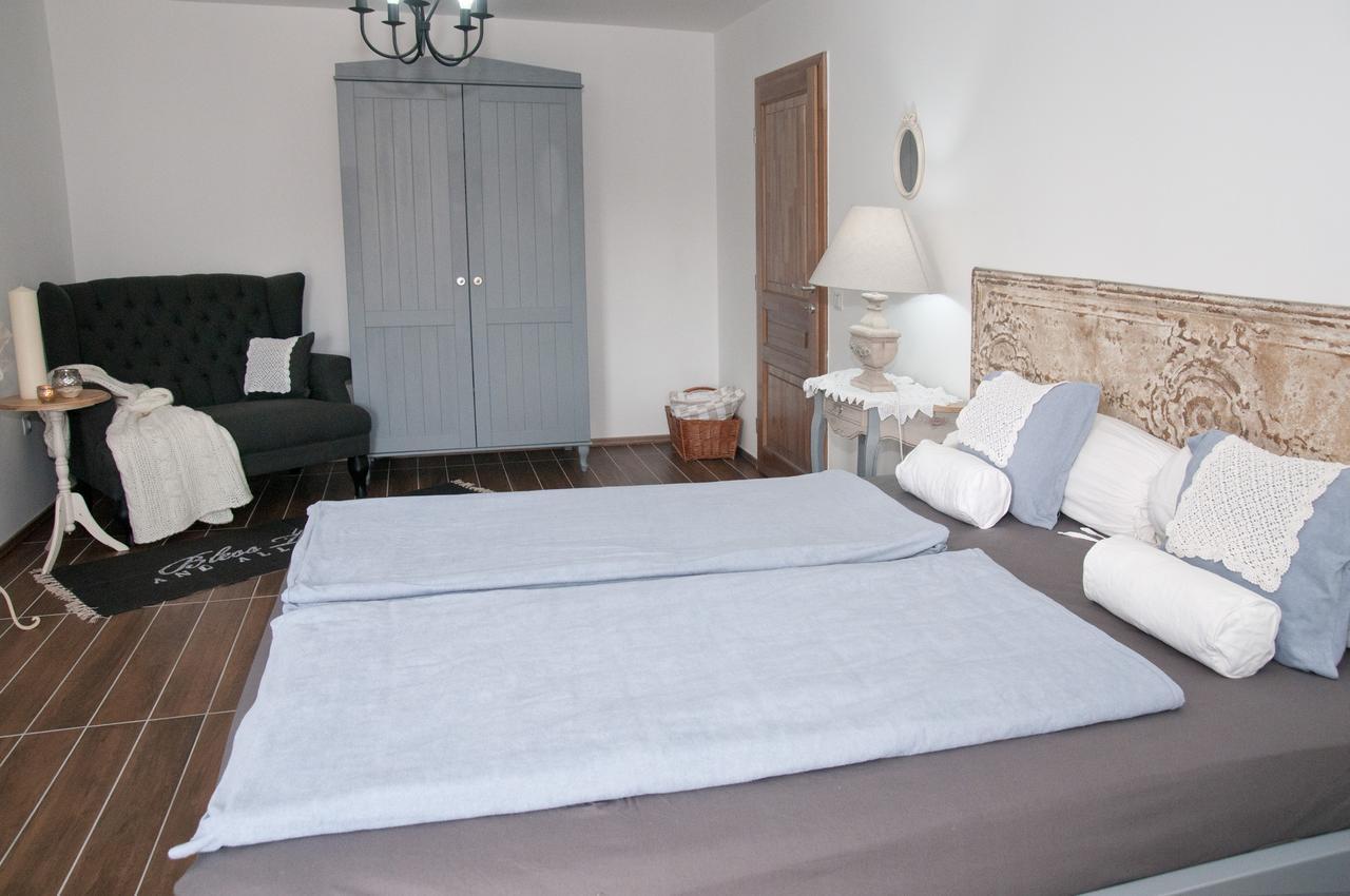 Anita Home Gyenesdias Luaran gambar